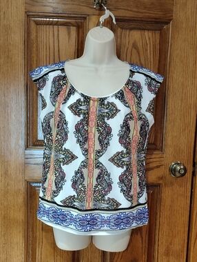 Dana Buchman Paisley Print Cap Sleeve Top M